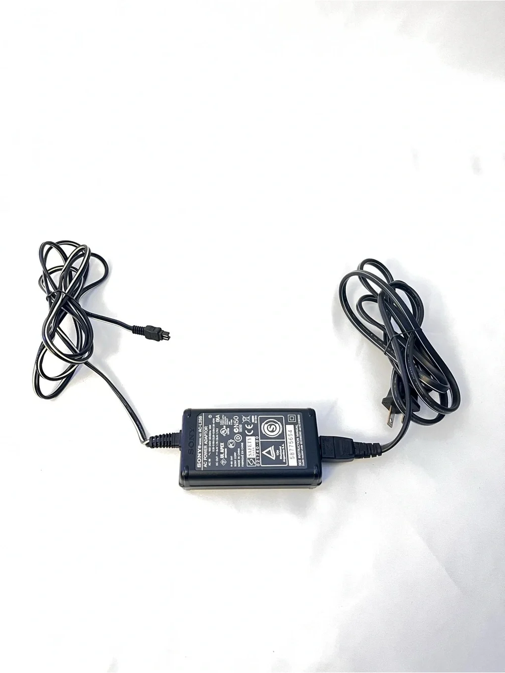 2006 Vintage Sony Handycam DCR-HC26